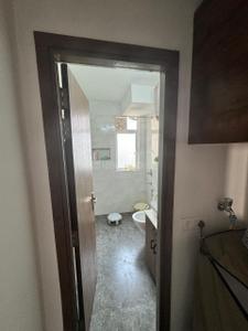 Bathroom Image of 1565 Sq.ft 3 BHK Apartment / Flat for rent in Sector 134 Noida for Rs. 40000