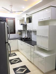 Kitchen Image of 1200 Sq.ft 3 BHK Builder Floor for rent in Rajouri Garden New Delhi for Rs. 50000