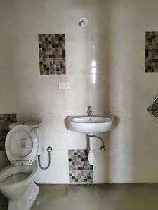 Common Bathroom Image of 1100 Sq.ft 3 BHK Apartment / Flat for sale in Oberoi Eternia Towers A to D, Mulund West Mumbai for Rs. 31500000