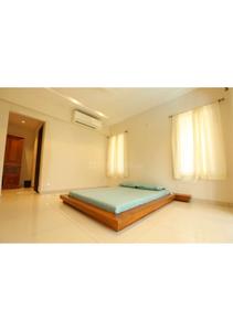 Image of 5900 Sq.ft 3 BHK Villa for sale in Uthandi, Chennai for Rs. 90000000