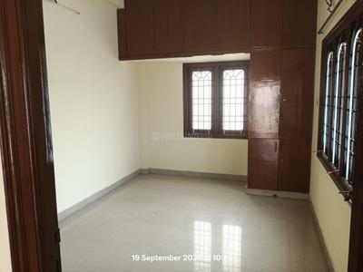 Bedroom Image of 1300 Sq.ft 3 BHK Builder Floor for rent in Ramapuram Chennai for Rs. 30000