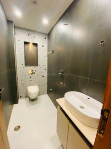 Image of 900 Sq.ft 3 BHK Builder Floor for sale in Sector 17 Dwarka, New Delhi for Rs. 11000000