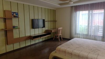 Bedroom Image of 8800 Sq.ft 4 BHK Apartment / Flat for sale in Satellite Ahmedabad for Rs. 90000001