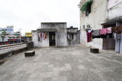 Image of 1962 Sq.ft 3 BHK Apartment / Flat for sale in Bapunagar, Ahmedabad for Rs. 6000000