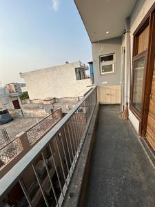 Balcony Image of 2100 Sq.ft 3 BHK Builder Floor for rent in Sector 46 Gurgaon for Rs. 55000