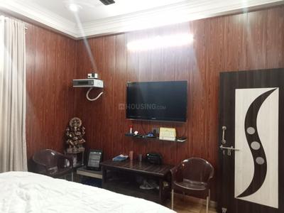 Bedroom Image of 6000 Sq.ft 7 BHK Independent House for sale in LDA Colony Lucknow for Rs. 56000000