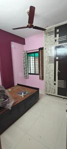 Bedroom Image of 700 Sq.ft 2 BHK Apartment / Flat for rent in Sayajiganj Vadodara for Rs. 20000