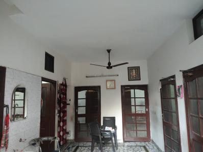 Living Room Image of 1020 Sq.ft 7 BHK Independent House for sale in Ranjit Avenue Amritsar for Rs. 7500000