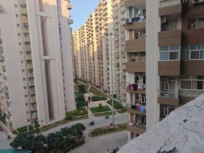 Image of 1295 Sq.ft 3 BHK Apartment / Flat for sale in Supertech Cape Town, Sector 74, Noida for Rs. 13500000