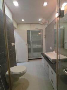 Bathroom Image of 3850 Sq.ft 4 BHK Apartment / Flat for sale in Ambawadi Ahmedabad for Rs. 32000000