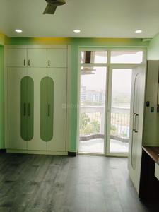 Bedroom Image of 1800 Sq.ft 3 BHK Apartment / Flat for rent in Varun Apartments, Sector 62 Noida for Rs. 40000