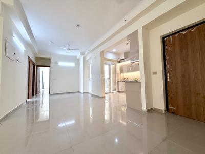 Living Room Image of 2130 Sq.ft 4 BHK Apartment / Flat for rent in Amrapali Verona Heights, Noida Extension Greater Noida for Rs. 34950