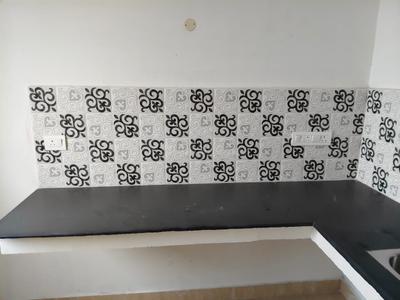 Kitchen Image of 900 Sq.ft 3 BHK Apartment / Flat for rent in Alcove New Kolkata Sangam, Serampore Hooghly for Rs. 16000
