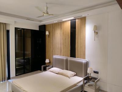 Bedroom Image of 4500 Sq.ft 4 BHK Builder Floor for sale in Greenwood City Floors, Sector 45 Gurgaon for Rs. 59000000