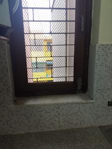 Kitchen Image of 200 Sq.ft 1 RK Independent House for rent in Sector 37 Noida for Rs. 15000