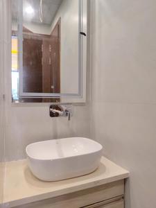 Common Bathroom Image of 1650 Sq.ft 3 BHK Builder Floor for sale in Sector 57 Gurgaon for Rs. 29000000