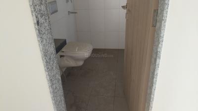 Bathroom Image of 610 Sq.ft 1 BHK Apartment / Flat for rent in Godrej Nirvaan, Bhiwandi Thane for Rs. 13500