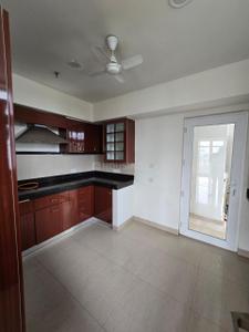 Kitchen Image of 2817 Sq.ft 3 BHK Apartment / Flat for sale in Central Park Resorts, Sector 48 Gurgaon for Rs. 90000000