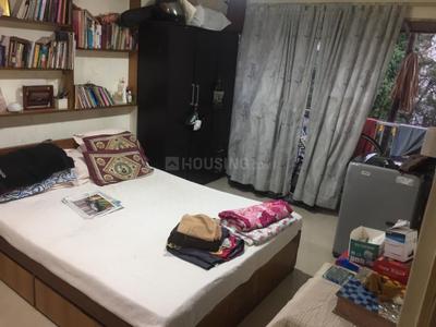 Bedroom Image of 800 Sq.ft 2 BHK Apartment / Flat for sale in Juhu Mumbai for Rs. 30000000