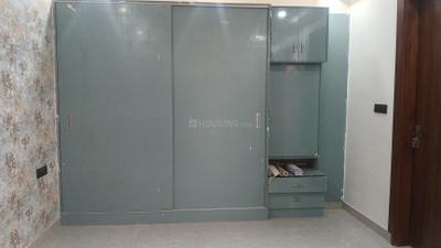 Bedroom Image of 1800 Sq.ft 4 BHK Builder Floor for sale in Shalimar Garden Ghaziabad for Rs. 17500000