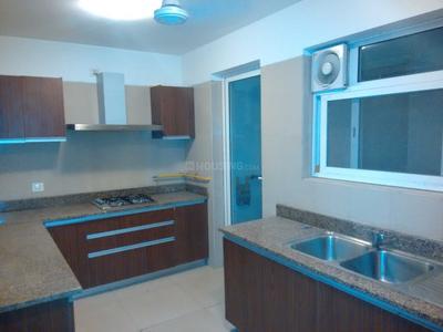 Kitchen Image of 2100 Sq.ft 3 BHK Apartment / Flat for sale in Emaar Commonwealth Games Village, Pandav Nagar New Delhi for Rs. 75000000