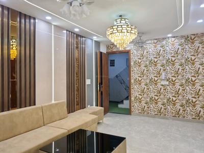 Living Room Image of 1300 Sq.ft 4 BHK Apartment / Flat for sale in Sector 15 Dwarka New Delhi for Rs. 12500000