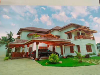 Image of 12000 Sq.ft 5 BHK Independent House for sale in Thottumugham, Aluva for Rs. 200000000