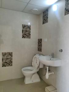 Common Bathroom Image of 414 Sq.ft 1 BHK Apartment / Flat for sale in Mahindra Happinest Kalyan, Bhiwandi Thane for Rs. 3850000