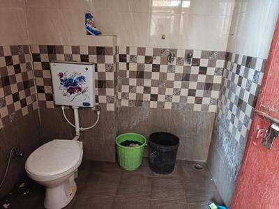 Bathroom Image of 1250 Sq.ft 1 RK Studio for rent in Mansarovar Jaipur for Rs. 10000