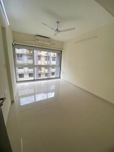 Bedroom Image of 1300 Sq.ft 3 BHK Apartment / Flat for sale in Godrej Central, Chembur Mumbai for Rs. 29000000