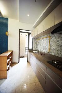 Kitchen Image of 1395 Sq.ft 3 BHK Apartment / Flat for sale in Laxmi Eternia, Narolgam Ahmedabad for Rs. 4000000