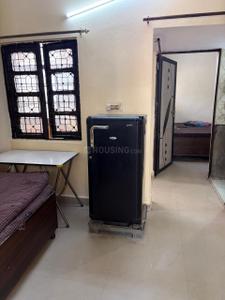 Bedroom Image of 550 Sq.ft 1.5 BHK Builder Floor for rent in DDA LIG Flats Pocket E, Dilshad Garden New Delhi for Rs. 20000