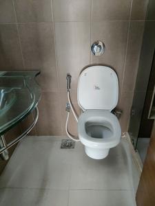 Common Bathroom Image of 850 Sq.ft 1.5 BHK Apartment / Flat for sale in Joy Homes Complex, Bhandup West Mumbai for Rs. 14500000