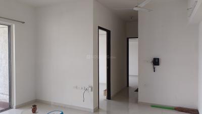 Living Room Image of 915 Sq.ft 1 BHK Apartment / Flat for rent in Lodha Amara, Kolshet Thane for Rs. 45000