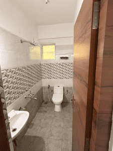 Bathroom Image of 890 Sq.ft 2 BHK Apartment / Flat for sale in Prithvi Lifestyle, Siddhartha Layout Mysore for Rs. 7500000