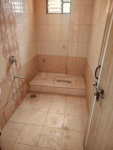 Bathroom Image of 1400 Sq.ft 3 BHK Apartment / Flat for sale in Gold Govind Wing In Golden Park I, Omkar Nagar Nagpur for Rs. 6100000