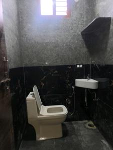 Common Bathroom Image of 600 Sq.ft 1 BHK Builder Floor for rent in Bangalore City Municipal Corporation Layout Bengaluru for Rs. 12500
