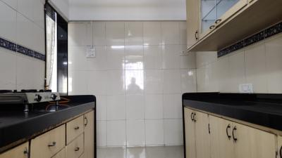 Kitchen Image of 550 Sq.ft 1 BHK Apartment / Flat for sale in Santacruz East Mumbai for Rs. 14100000