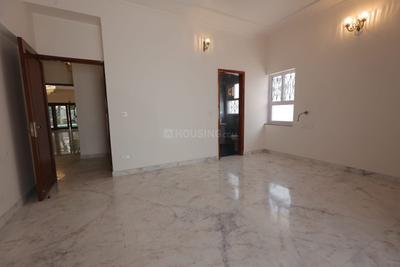 Hall Image of 13500 Sq.ft 10 BHK Independent House for rent in New Friends Colony New Delhi for Rs. 800000