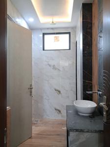 Common Bathroom Image of 2000 Sq.ft 4 BHK Builder Floor for sale in Paschim Vihar New Delhi for Rs. 43000000