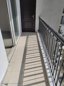 Balcony Image of 950 Sq.ft 2.5 BHK Apartment / Flat for sale in Amrapali Zodiac, Sector 120 Noida for Rs. 9200000
