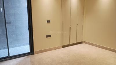 Bedroom Image of 1800 Sq.ft 3 BHK Builder Floor for sale in Kailash Colony New Delhi for Rs. 52500000