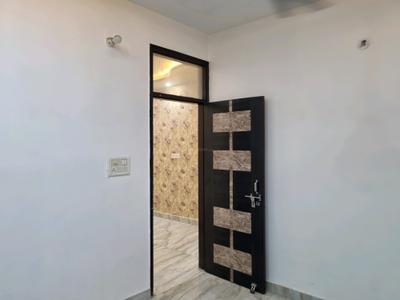 Bedroom Image of 650 Sq.ft 2 BHK Builder Floor for sale in Dwarka Mor New Delhi for Rs. 3500000