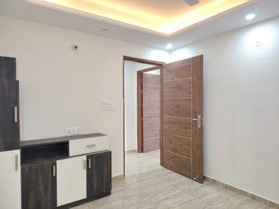 Bedroom Image of 900 Sq.ft 2 BHK Builder Floor for rent in Chhattarpur New Delhi for Rs. 26000