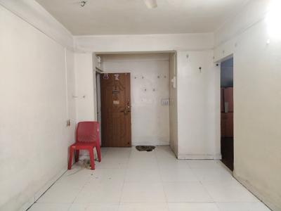 Living Room Image of 650 Sq.ft 1 BHK Apartment / Flat for rent in Dharmavat Sunder Garden, Anand Nagar, Sinhagad Road Pune for Rs. 16000