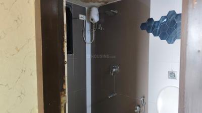Bathroom Image of 2650 Sq.ft 4 BHK Apartment / Flat for rent in Platinum The Springs, Kalamboli Navi Mumbai for Rs. 65000