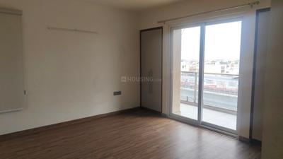 Bedroom Image of 2450 Sq.ft 3 BHK Apartment / Flat for rent in Felicity Irene Usha Tower, Nirman Nagar Jaipur for Rs. 65000