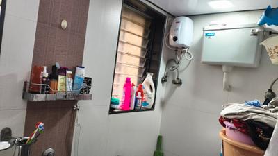 Bathroom Image of 390 Sq.ft 1 RK Apartment / Flat for sale in Borivali West Mumbai for Rs. 6800000