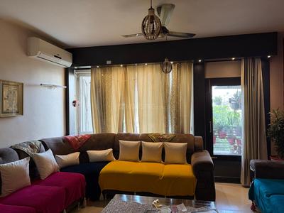 Hall Image of 1500 Sq.ft 3 BHK Apartment / Flat for sale in South City J Block Lucknow for Rs. 11000000