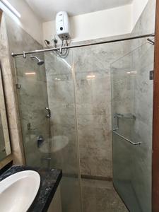 Bathroom Image of 980 Sq.ft 2 BHK Apartment / Flat for sale in L And T Crescent Bay, Parel Mumbai for Rs. 35200000